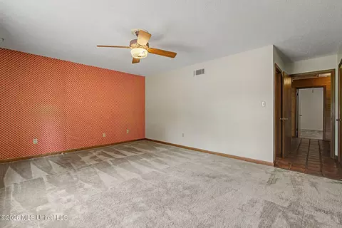 Bedroom - 124 N Parkway St, Hernando, MS 38632 photo 1 of 5