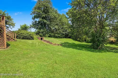 Exterior - 124 N Parkway St, Hernando, MS 38632 photo 6 of 6