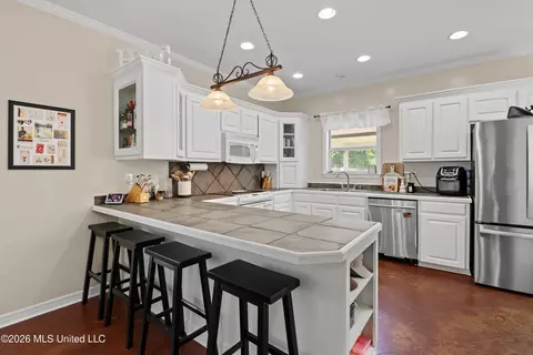 Kitchen - 206 Larosa Rd, Long Beach, MS 39560 photo 1 of 2