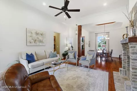 Living - 103 Wingtip Way, Madison, MS 39110 photo 2 of 2
