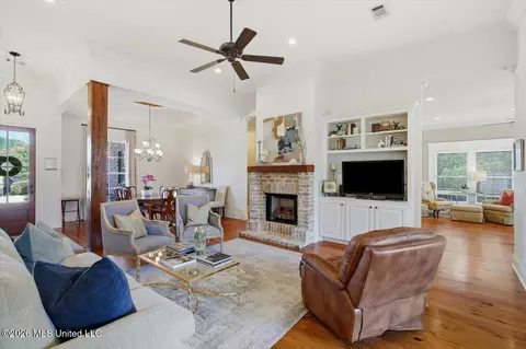 Living - 103 Wingtip Way, Madison, MS 39110 photo 1 of 2