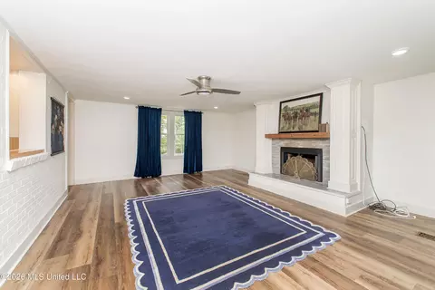 Living - 900 N James Ave, Mccomb, MS 39648 photo 1 of 2