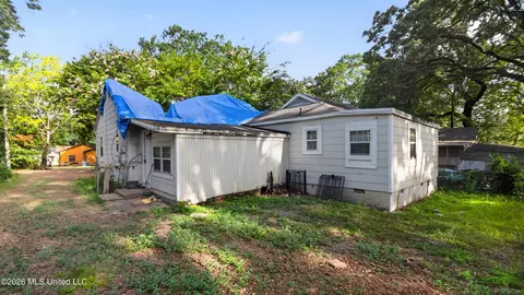 Exterior - 3032 Windsor Ave, Jackson, MS 39216 photo 4 of 5