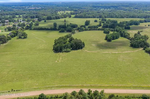 1000 Woolfolk Rd, Senatobia, MS 38668 photo 7