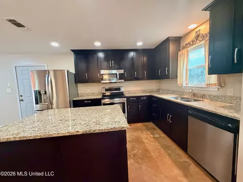 Kitchen - 293 W Fire Department Rd, Lucedale, MS 39452 photo 8 of 8