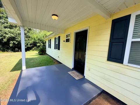 Exterior - 293 W Fire Department Rd, Lucedale, MS 39452 photo 11 of 11