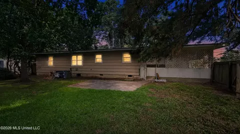 Exterior - 5572 Pine Lane Dr, Jackson, MS 39211 photo 1 of 4
