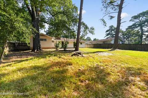 Exterior - 1947 Smallwood St, Jackson, MS 39212 photo 4 of 5