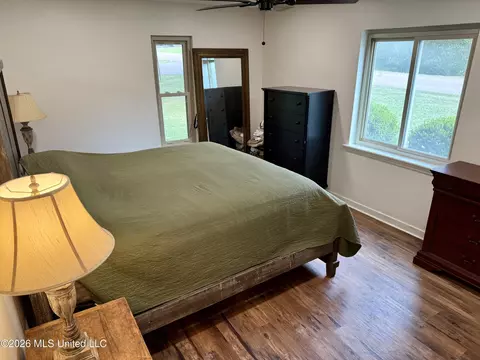 Bedroom - 124 Sara Dr, Brandon, MS 39042 photo 1 of 3