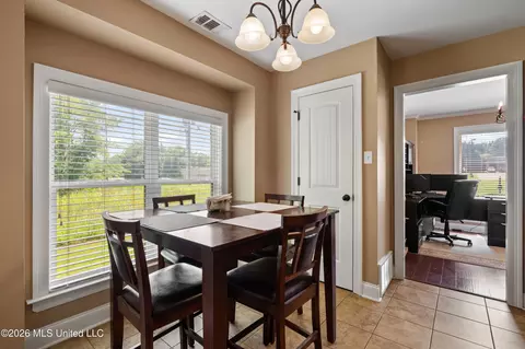 Dining - 3248 Magnolia Dr, Hernando, MS 38632 photo 1 of 1