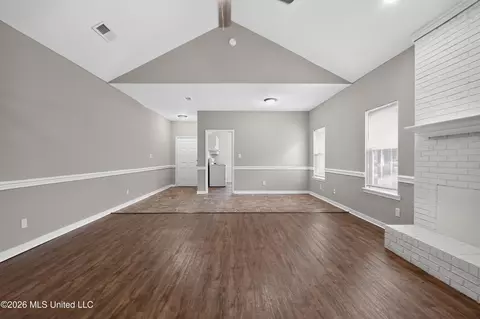 Living - 4267 Will O Run Dr, Jackson, MS 39212 photo 3 of 3