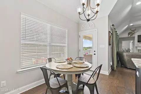 Dining - 209 Eagle View Dr, Senatobia, MS 38668 photo 1 of 1
