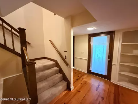 Entry Way - 100 Coachmans Rd, Madison, MS 39110 photo 2 of 5
