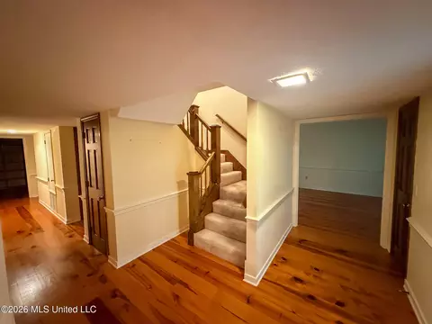 Entry Way - 100 Coachmans Rd, Madison, MS 39110 photo 1 of 5