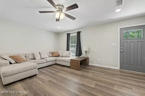 Living - 131 Southern Oaks, Lucedale, MS 39452 photo 1 of 3