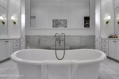 Bath - 100 Winchester Loop, Madison, MS 39110 photo 7 of 13
