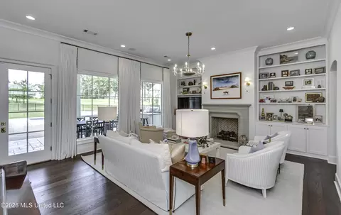 Living - 100 Winchester Loop, Madison, MS 39110 photo 5 of 5