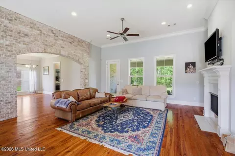 Living - 230 Grayhawk Dr, Madison, MS 39110 photo 1 of 2