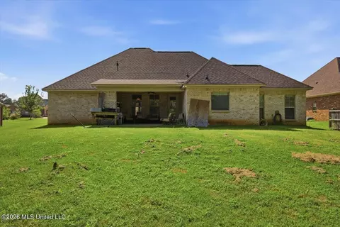 Exterior - 230 Grayhawk Dr, Madison, MS 39110 photo 5 of 6