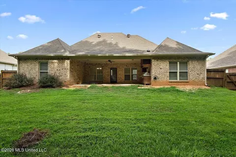 Exterior - 131 Caledonian Blvd, Brandon, MS 39047 photo 6 of 6