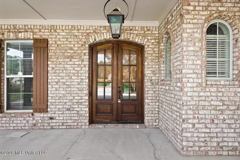 Exterior - 131 Caledonian Blvd, Brandon, MS 39047 photo 3 of 6