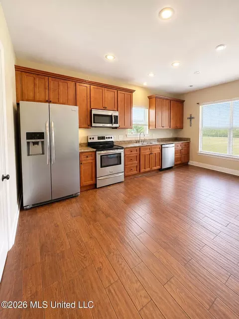 Kitchen - 24 Jennie Ln, Picayune, MS 39466 photo 1 of 2