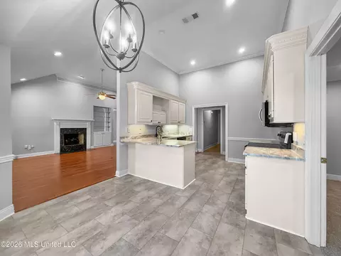 Kitchen - 540 Brighton Cir, Brandon, MS 39047 photo 1 of 4