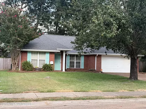 Exterior - 212 Cherrybark Ln, Brandon, MS 39047 photo 2 of 5