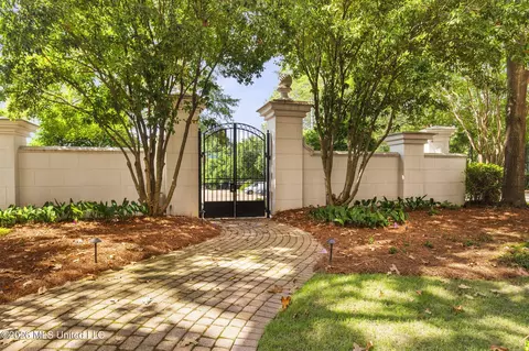 Exterior - 1200 Meadowbrook Rd, Jackson, MS 39206 photo 4 of 6