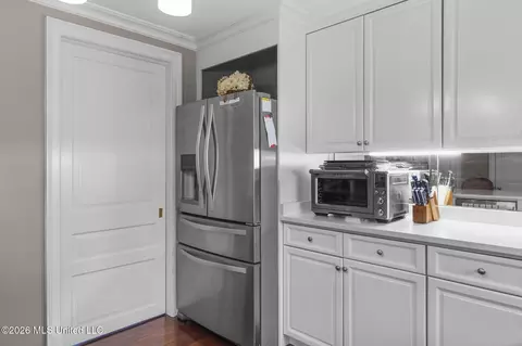 Kitchen - 1200 Meadowbrook Rd, Jackson, MS 39206 photo 3 of 3