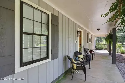 Exterior - 1226 Wesley Dr, Jackson, MS 39209 photo 2 of 12