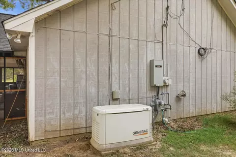 Other - 1226 Wesley Dr, Jackson, MS 39209 photo 16 of 19