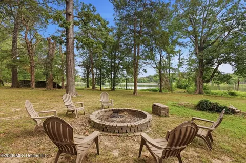 Exterior - 1226 Wesley Dr, Jackson, MS 39209 photo 7 of 12