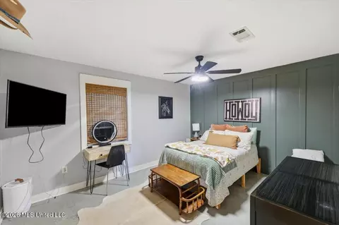 Bedroom - 1226 Wesley Dr, Jackson, MS 39209 photo 4 of 5