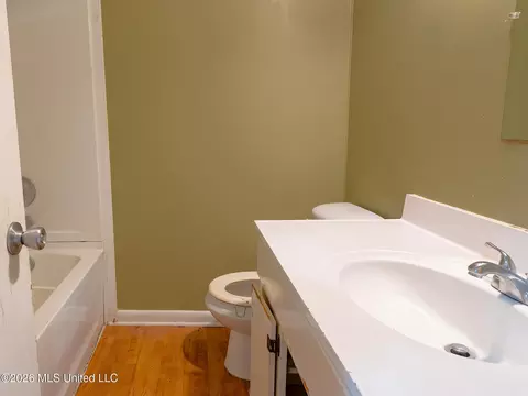 Bath - 371 Baldwin Rd, Mount Olive, MS 39119 photo 2 of 2