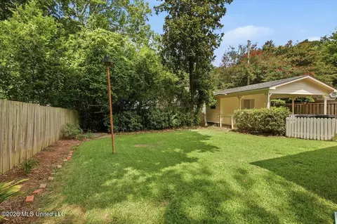 Exterior - 1521 Saint Ann St, Jackson, MS 39202 photo 6 of 7