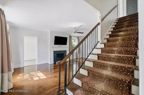 Entry Way - 1521 Saint Ann St, Jackson, MS 39202 photo 4 of 4