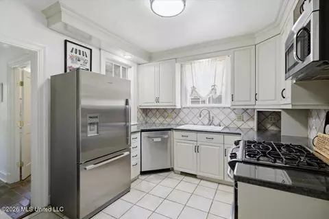 Kitchen - 1521 Saint Ann St, Jackson, MS 39202 photo 1 of 3