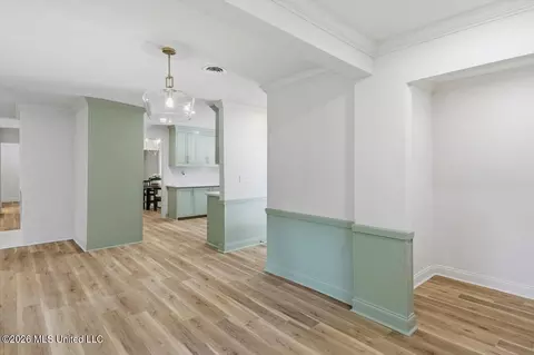 Entry Way - 1786 Brecon Dr, Jackson, MS 39211 photo 2 of 3
