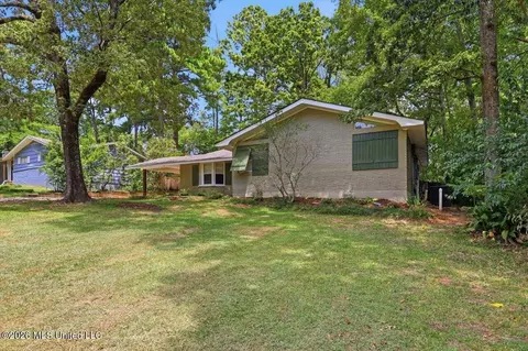 Exterior - 1786 Brecon Dr, Jackson, MS 39211 photo 1 of 5
