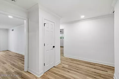 Entry Way - 1786 Brecon Dr, Jackson, MS 39211 photo 3 of 3