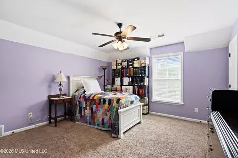 Bedroom - 2157 Hemmingway Dr, Nesbit, MS 38651 photo 6 of 6