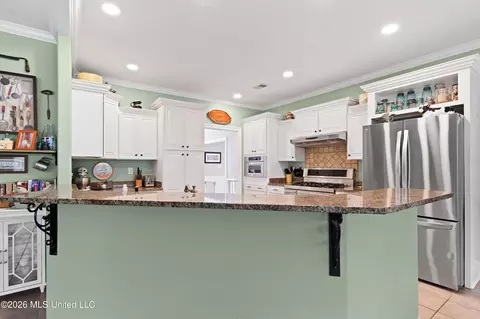 Kitchen - 2157 Hemmingway Dr, Nesbit, MS 38651 photo 1 of 4