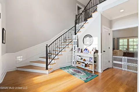Entry Way - 2157 Hemmingway Dr, Nesbit, MS 38651 photo 2 of 2