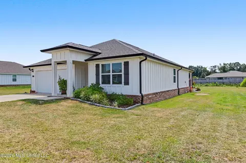 Exterior - 133 Mulberry Dr, Lucedale, MS 39452 photo 2 of 3