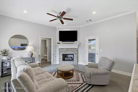 Other - 1402 Victoria Ln, Brandon, MS 39042 photo 3 of 15