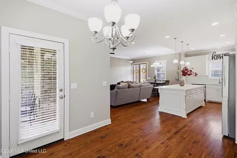 Entry Way - 240 Falls Xing, Madison, MS 39110 photo 4 of 4