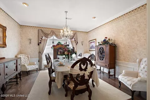 Dining - 219 Sunset Cir, Madison, MS 39110 photo 1 of 4