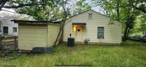 4227 Chennault Ave, Jackson, MS 39209 photo 2