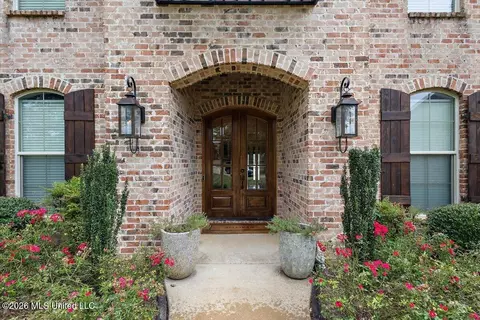 Exterior - 612 Prosperity Pl, Brandon, MS 39042 photo 3 of 12